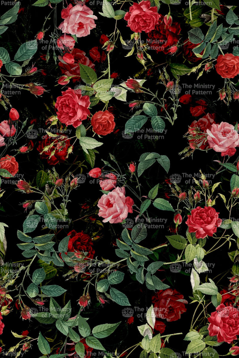 Fall Roses - The Ministry Of Pattern - Patternsforlicensing-textilestudio-printdesignstudio-trendinspiration-digitalprintdesign-exclusivepattern-printtrends-patternoftheweek