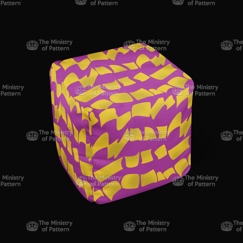 Distorted Shapes - The Ministry Of Pattern - Patternsforlicensing-textilestudio-printdesignstudio-trendinspiration-digitalprintdesign-exclusivepattern-printtrends-patternoftheweek